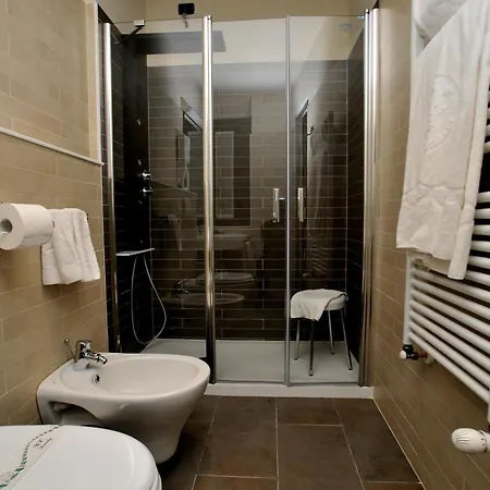 Garibaldi Hotell