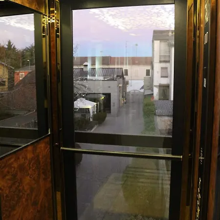 加里波第酒店 4* 韦尔切利
