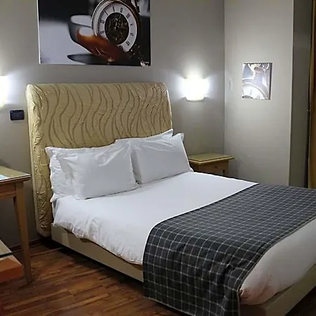 Garibaldi 4* فيرتشيلي