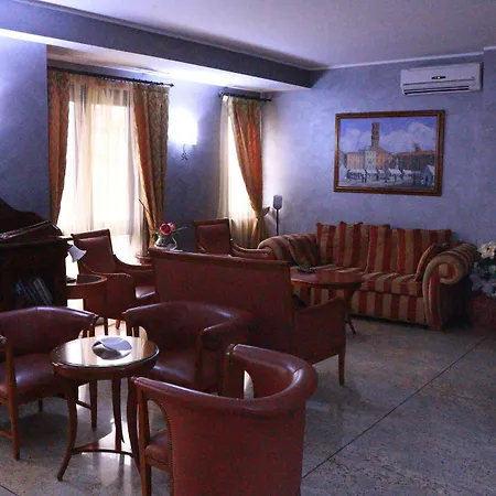 Otel Garibaldi 4*