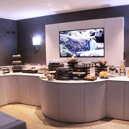 Hotel Garibaldi 4*