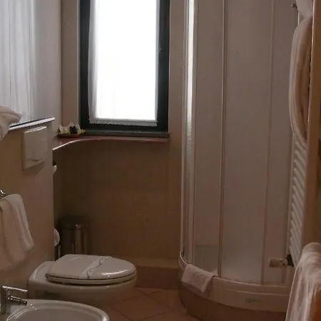 Garibaldi Otel 4*